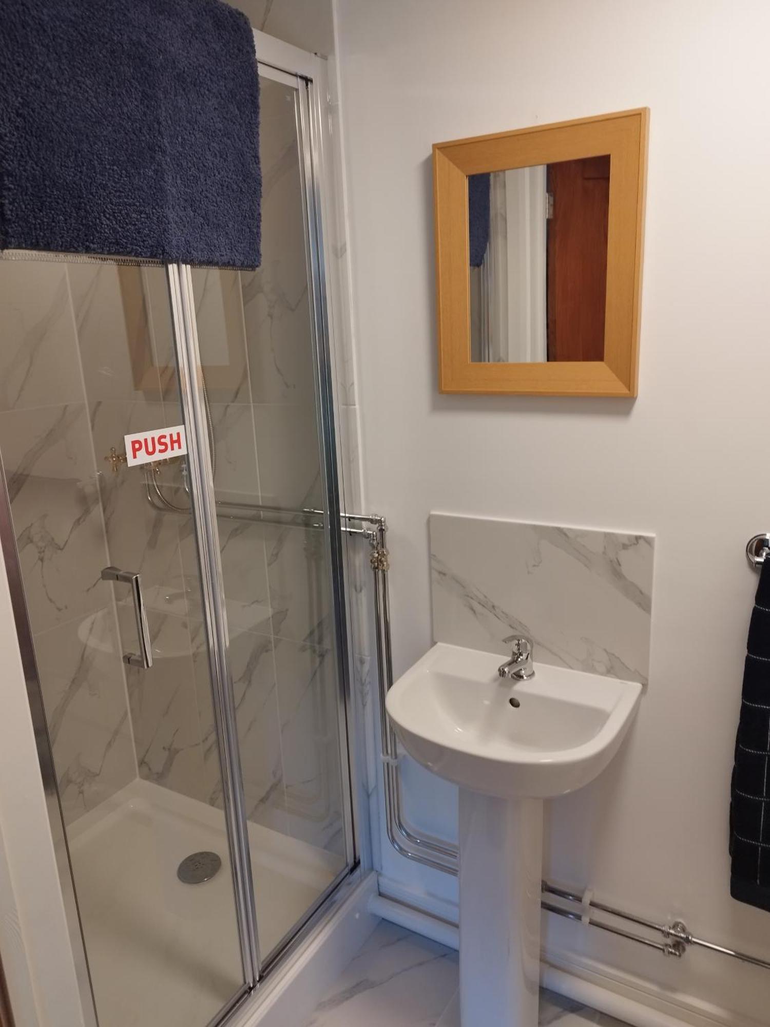 Two Birds Weekly Stay Malmesbury Extérieur photo